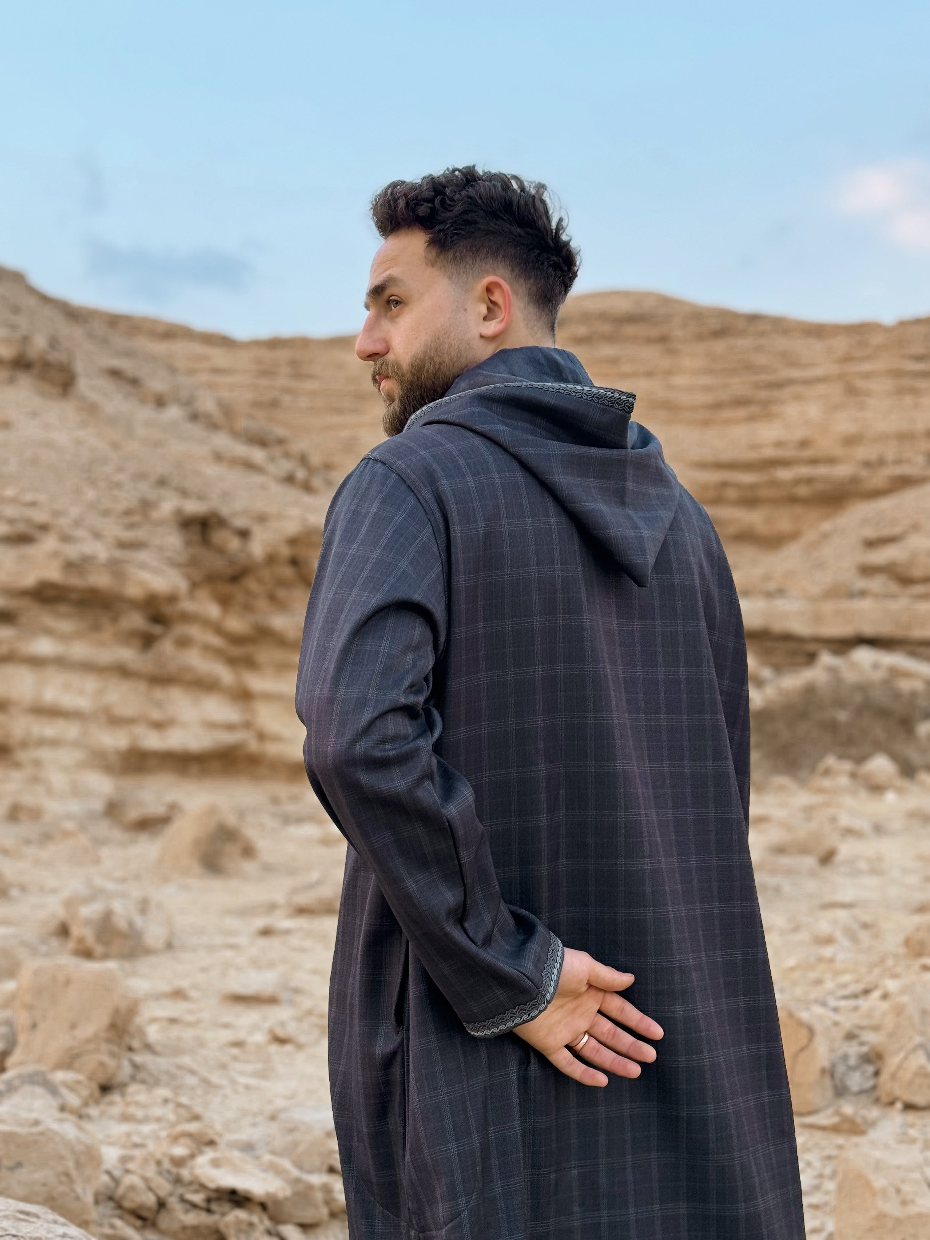 Charcoal checked thobe