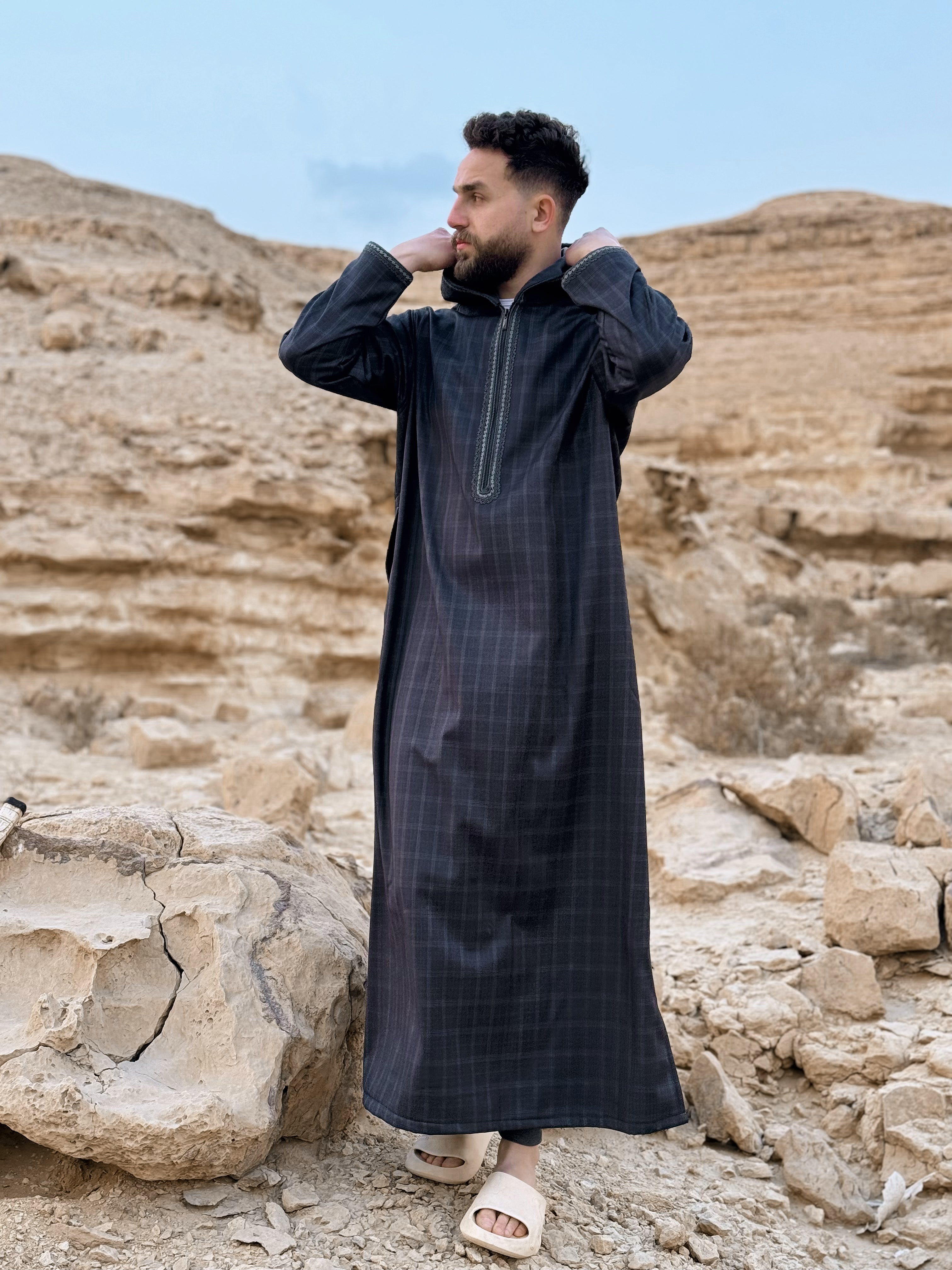 Charcoal checked thobe