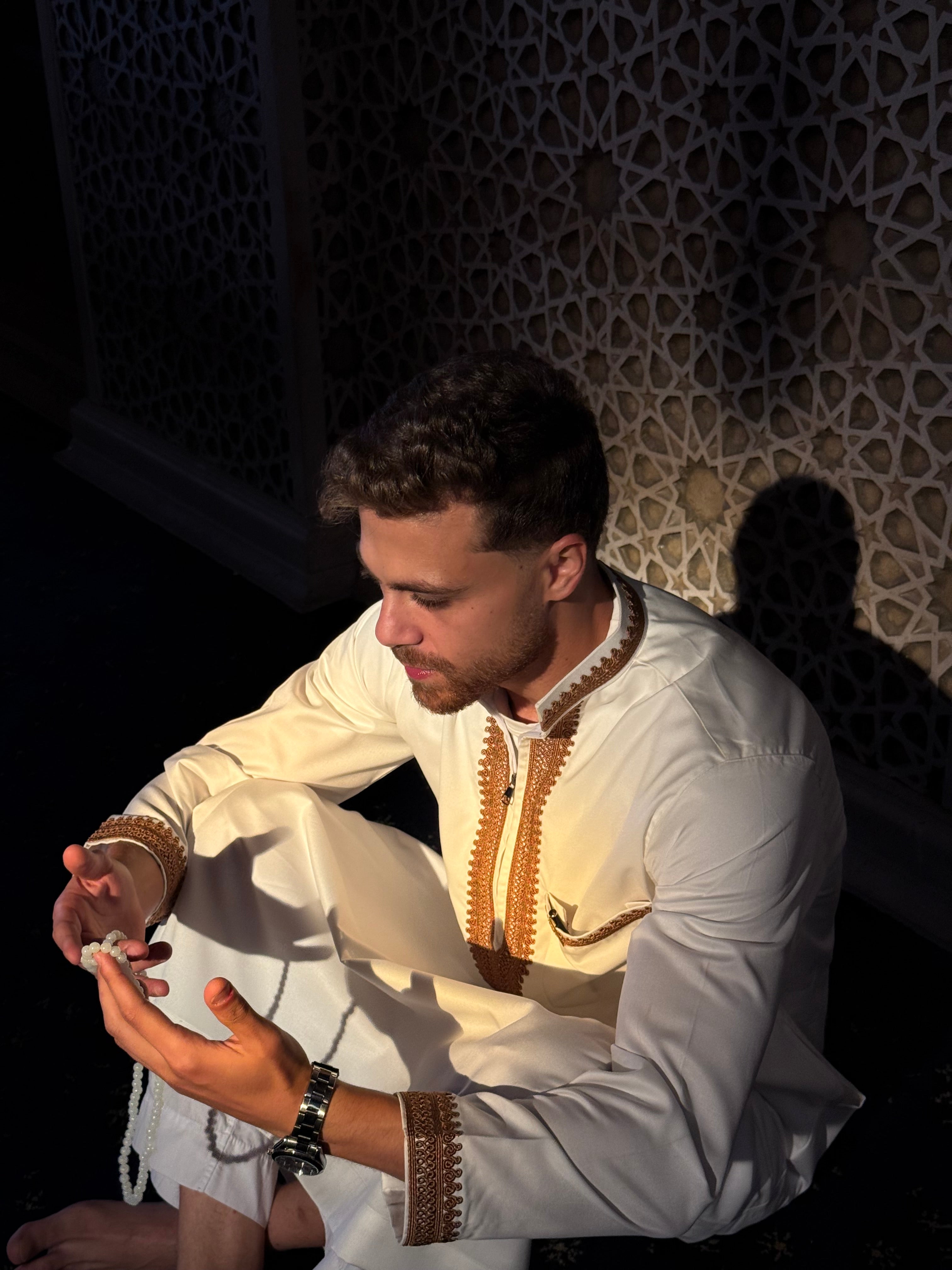 Royal White & Gold