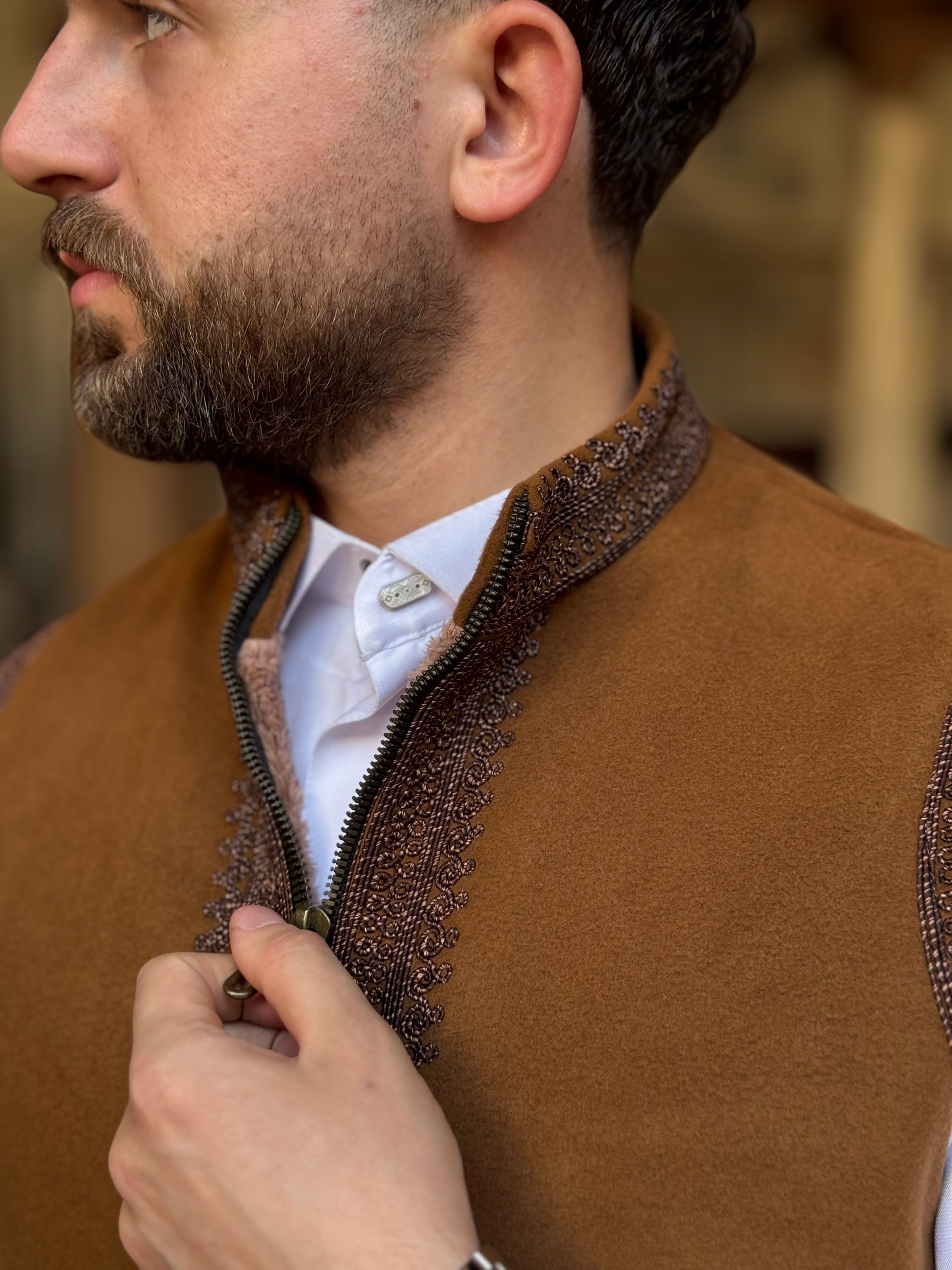 Rich Brown gilet (waistcoat)