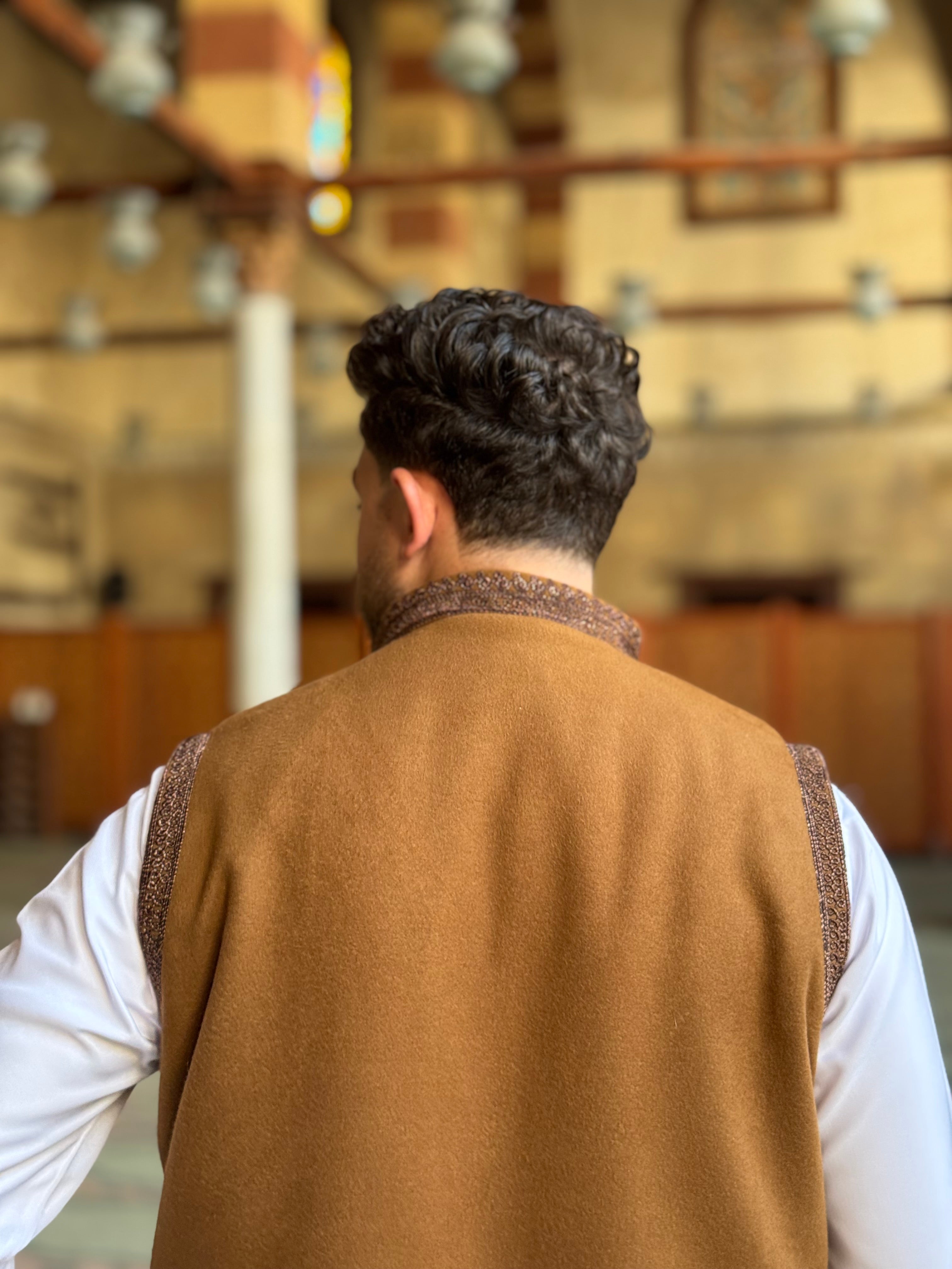 Rich Brown gilet (waistcoat)