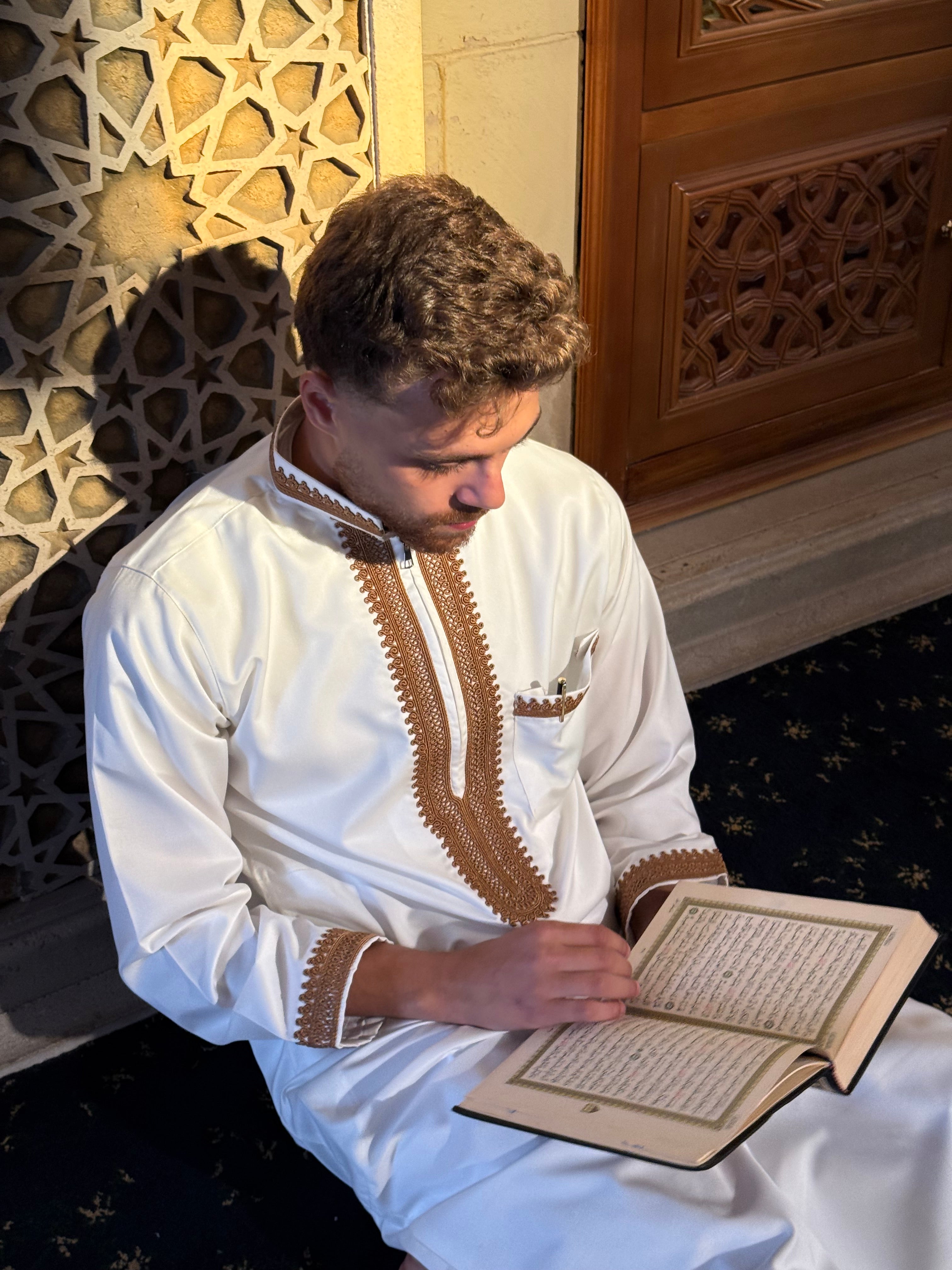 Royal White & Gold